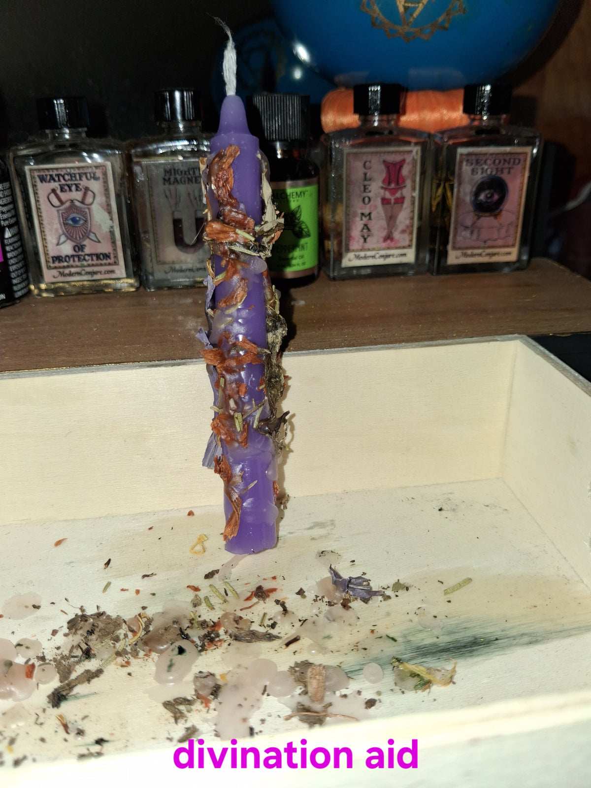 Divination Aid candle